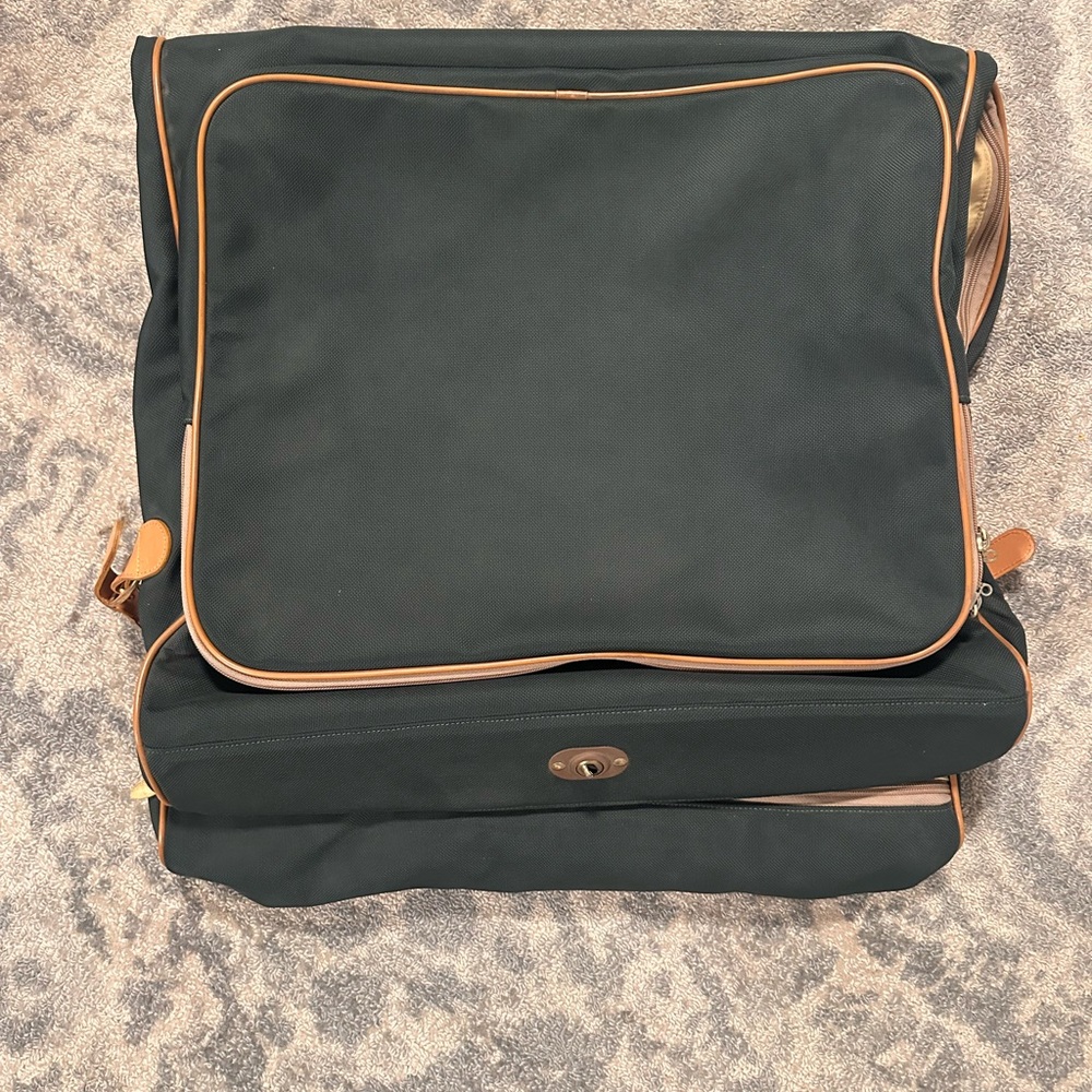 Classic Black and Tan Men's Bag